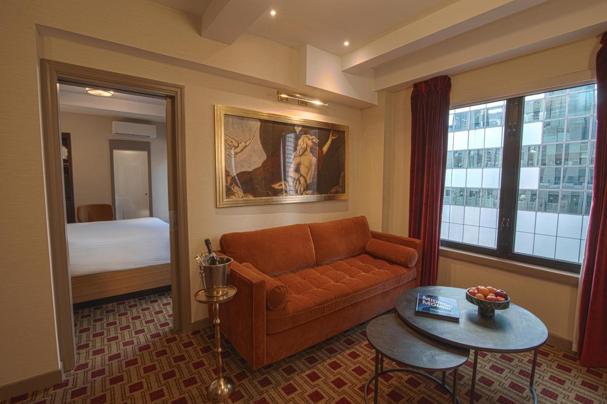 Edison Times Square Hotel