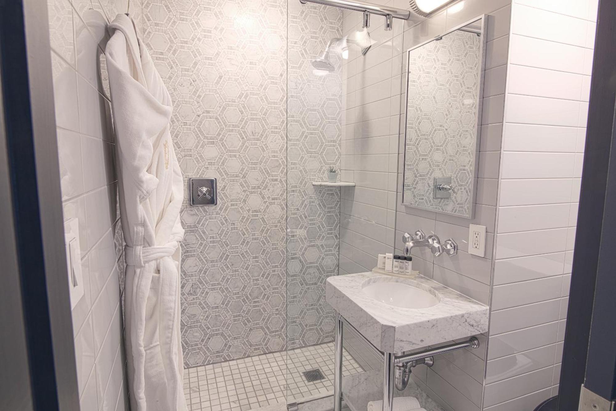 Edison Times Square Hotel