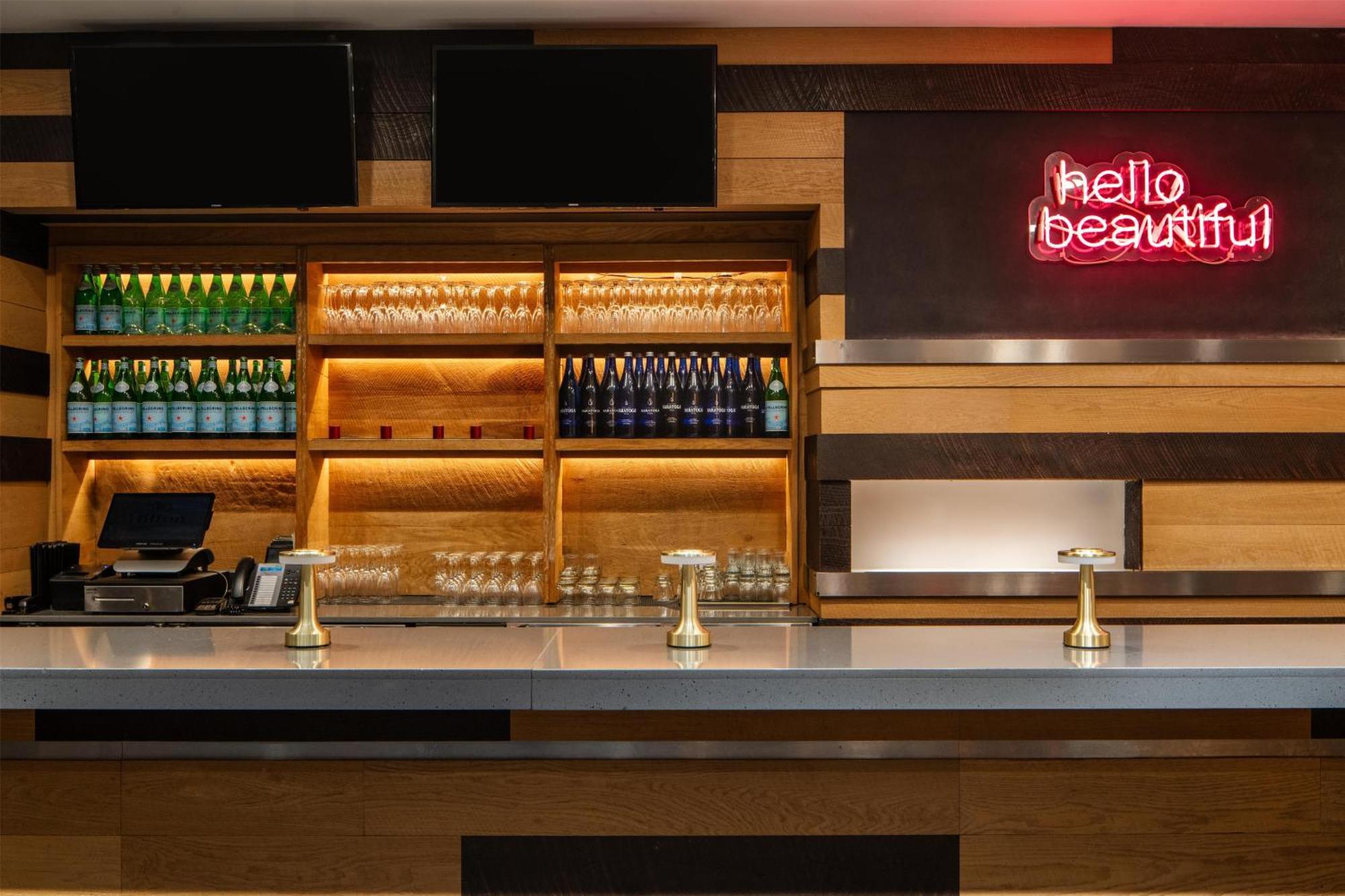 Hotel Newly Renovated Embassy By Hilton Manhattan Times Square 4*