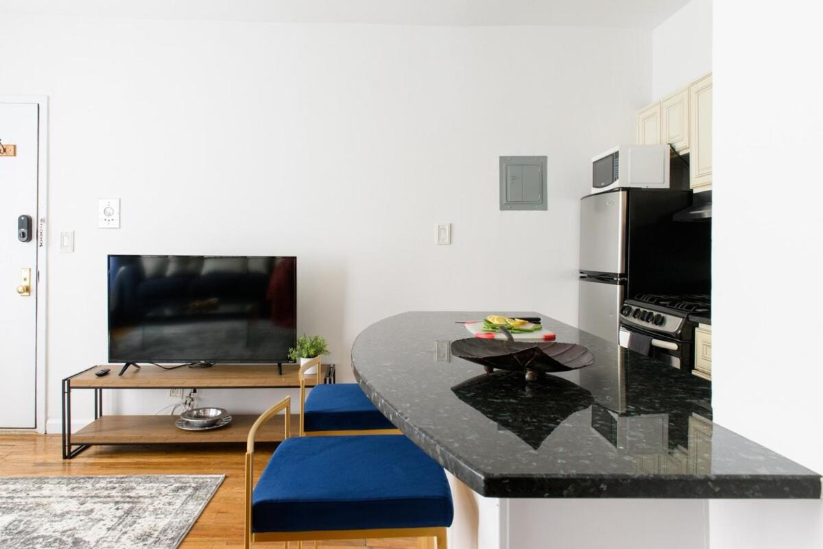 Apartment 26-3b 1br Prime Gramercy Wd In Unit Courtyard