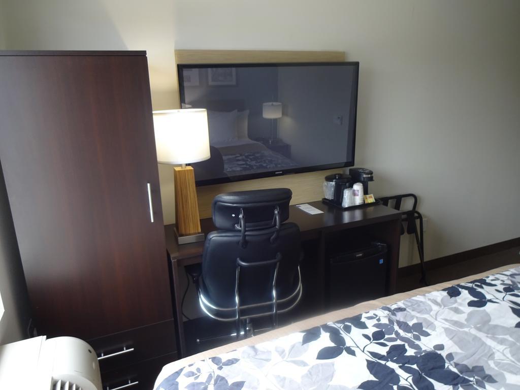 Sleep Brooklyn Coney Island Hotel