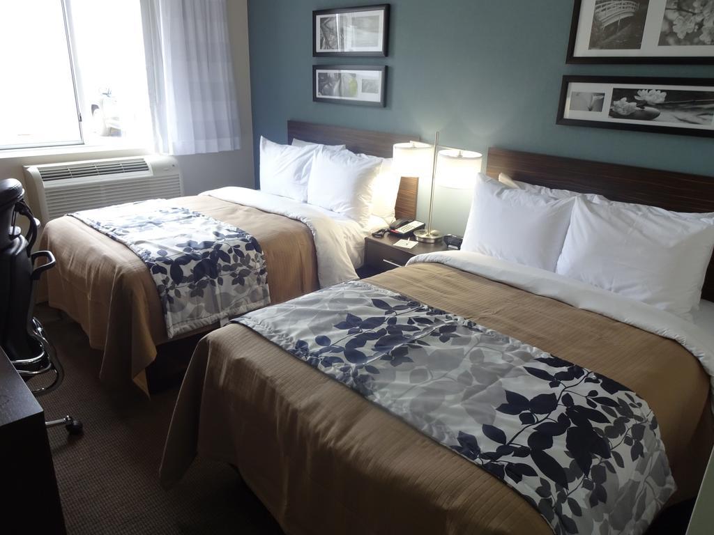 Sleep Brooklyn Coney Island 3*