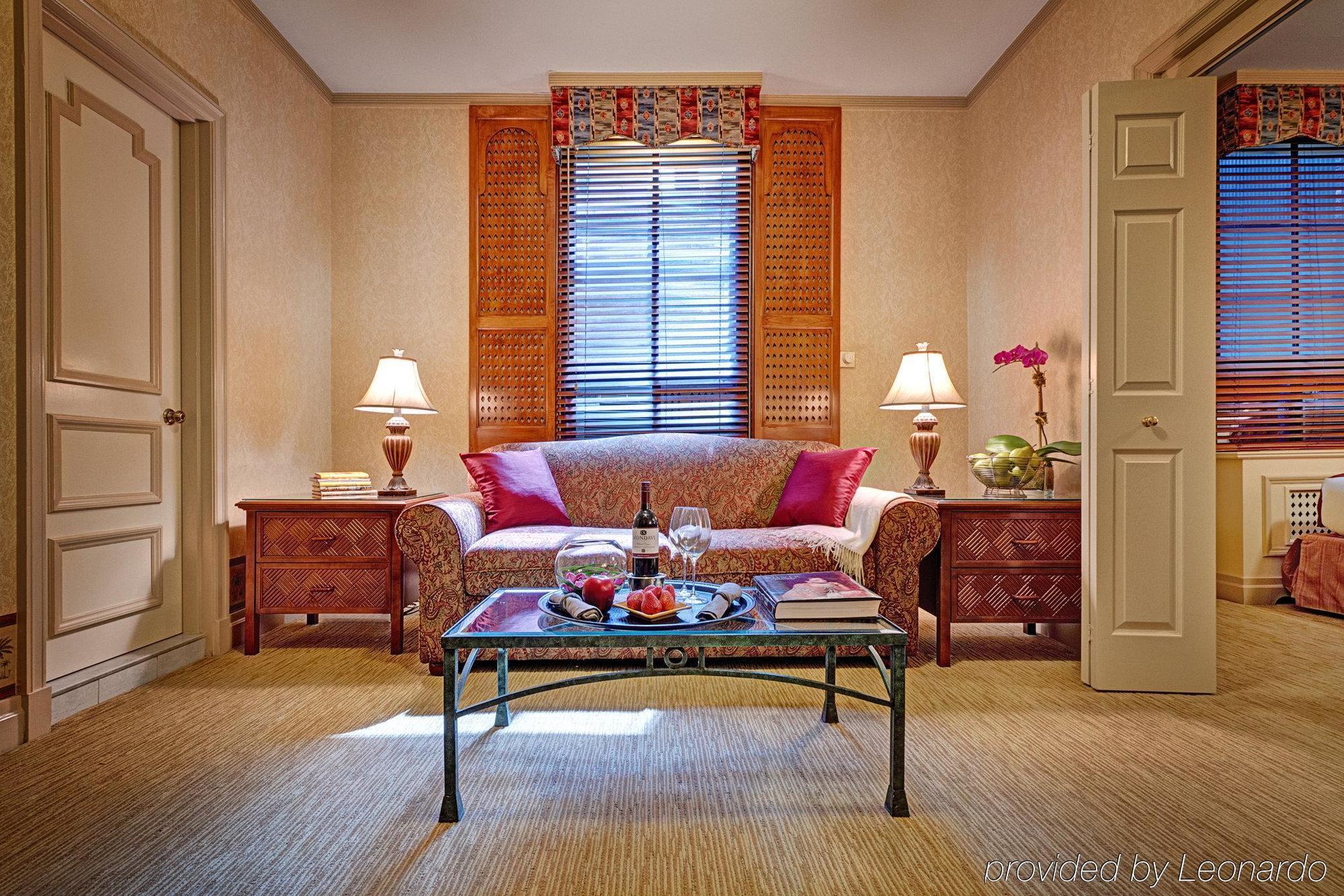 Casablanca By Library Collection 4*