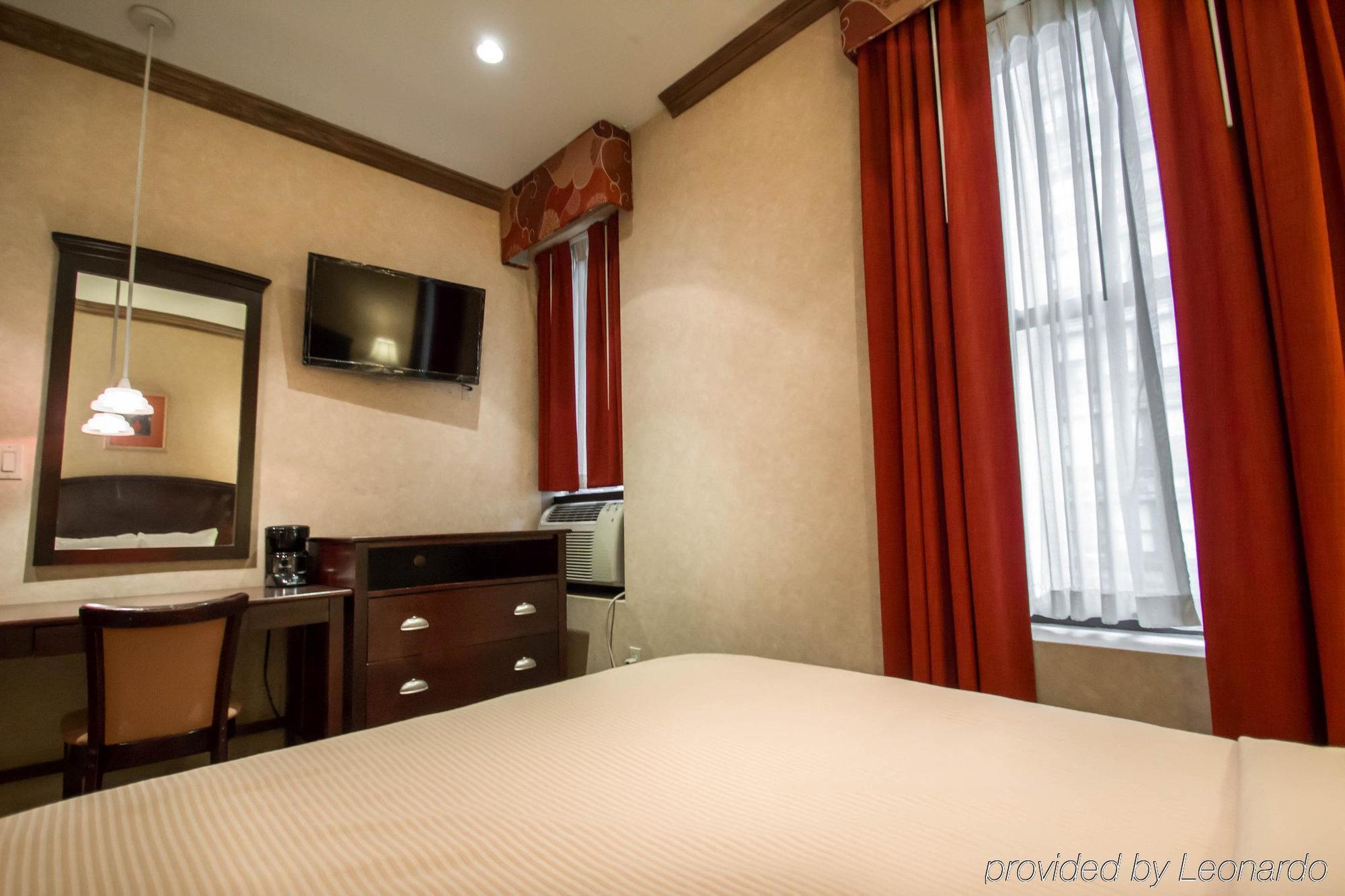 Clarion Park Avenue Hotel