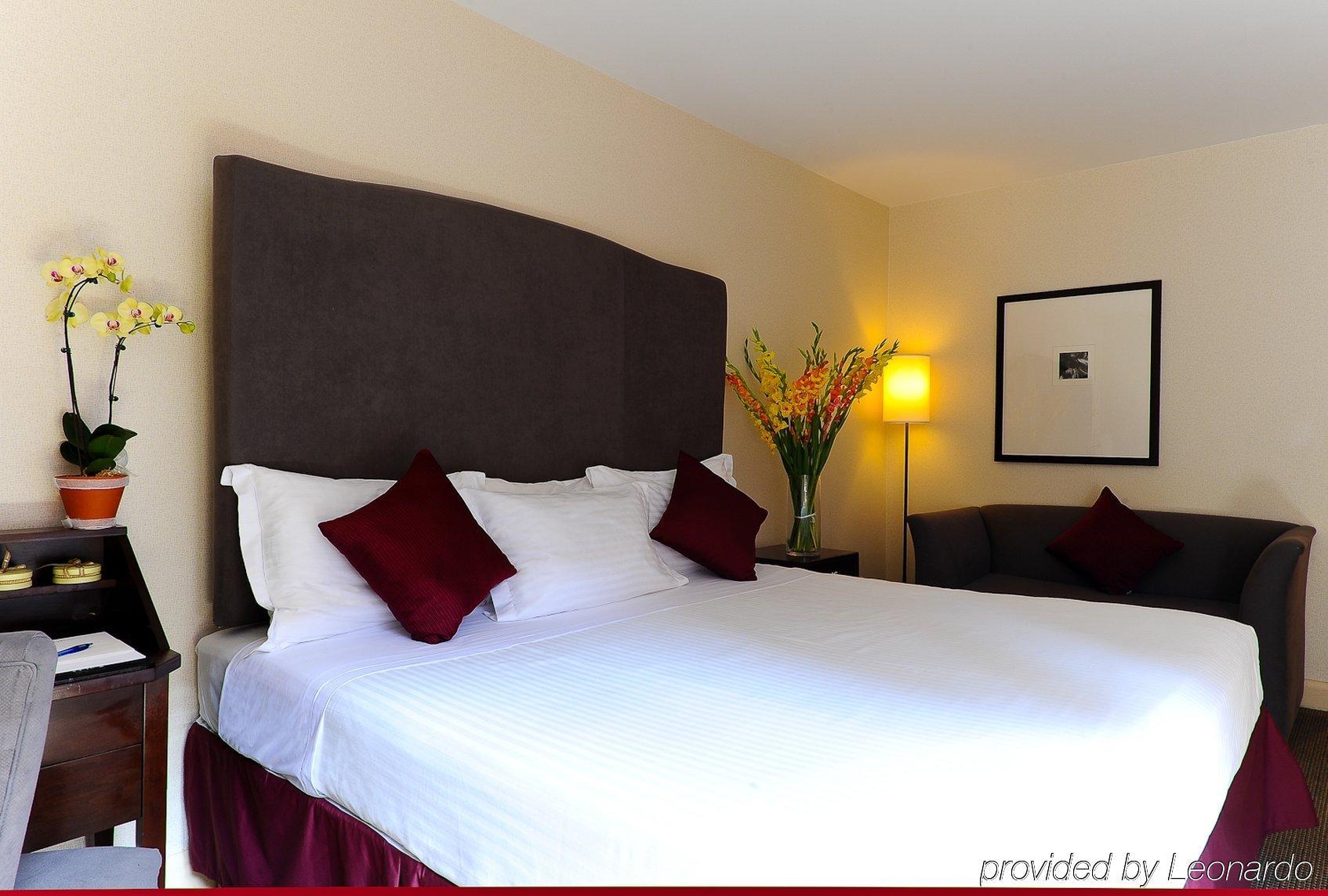 Washington Jefferson At Times Square 3*