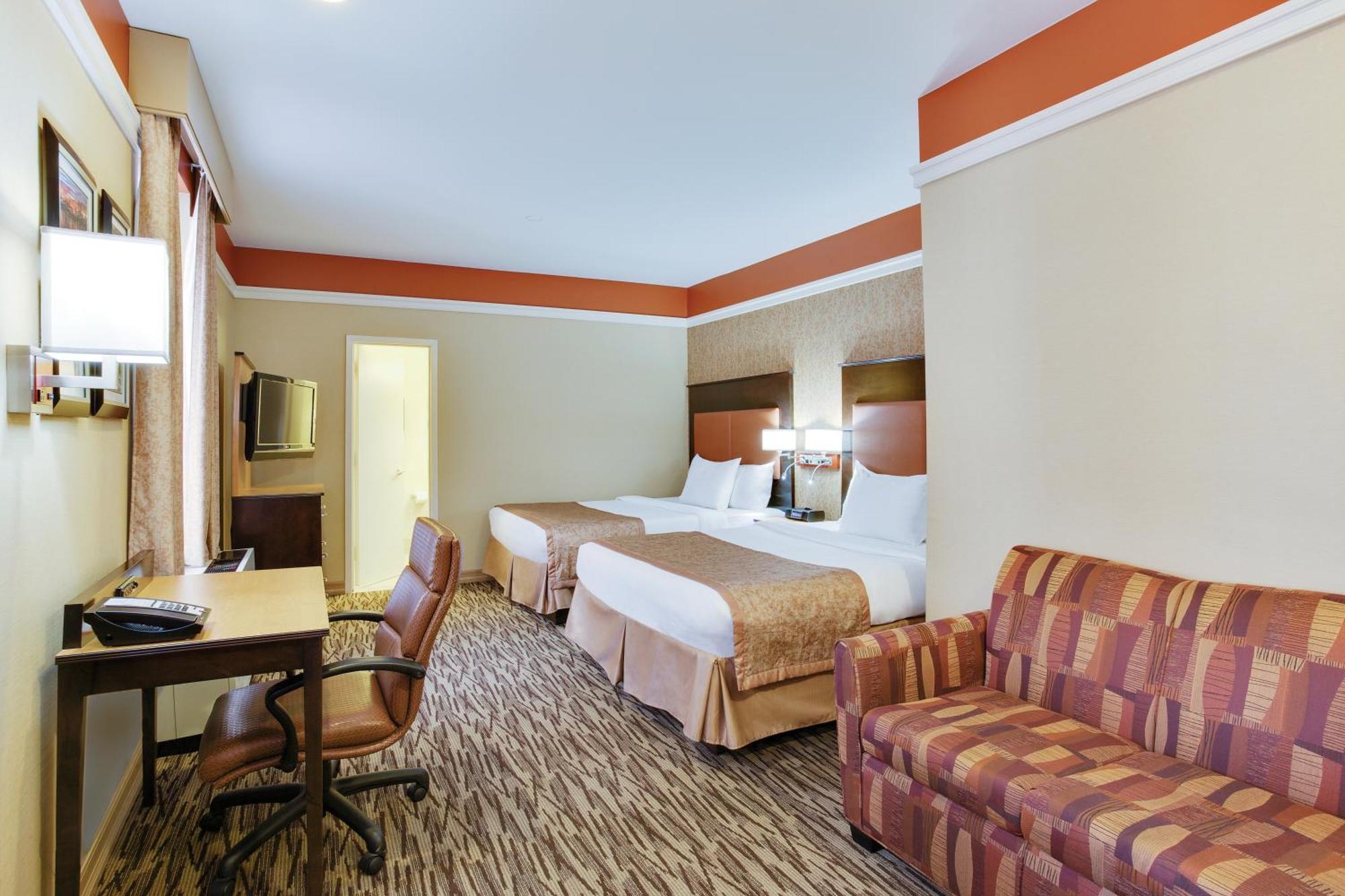 The At Fifth Avenue 3* New York