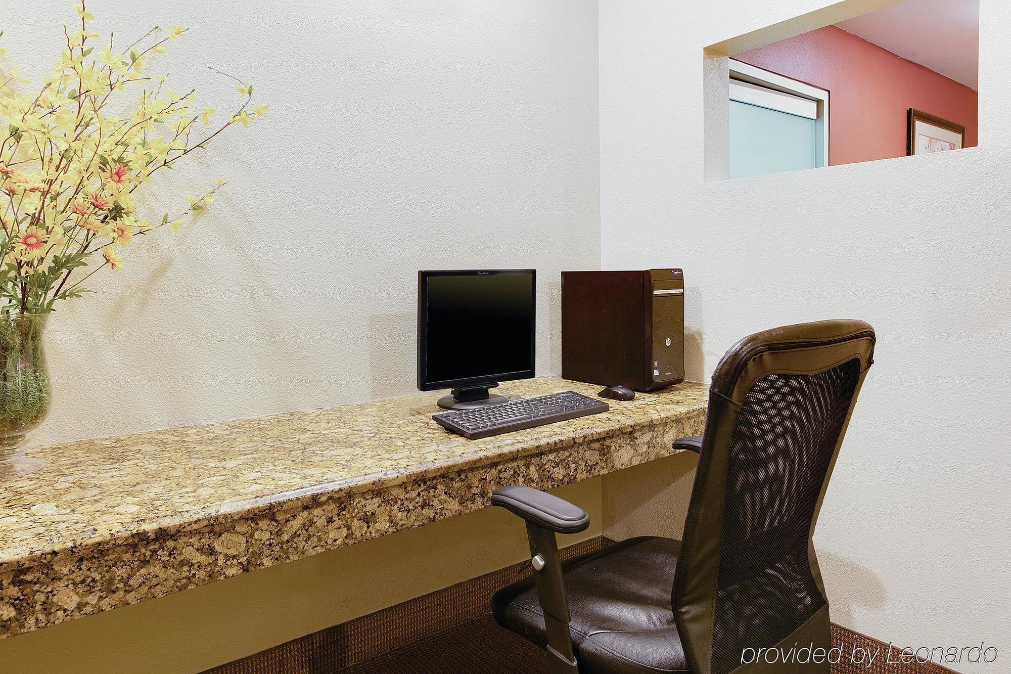 View & Jfk Airport Hotel 2*