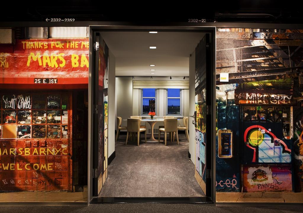 Row Nyc At Times Square