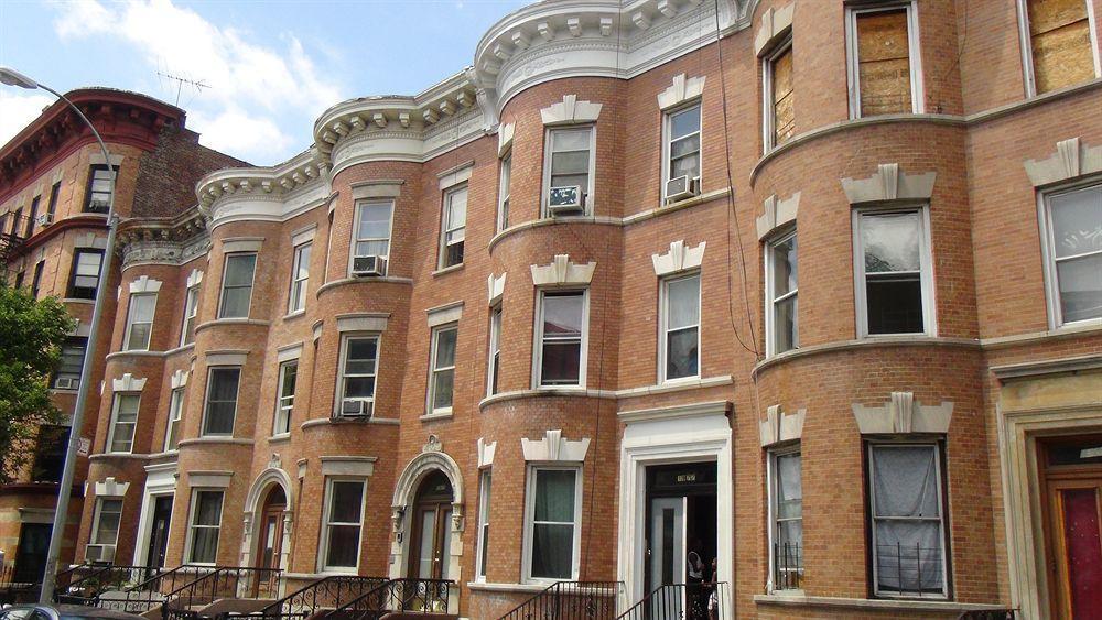 Morris (adults Only) New York