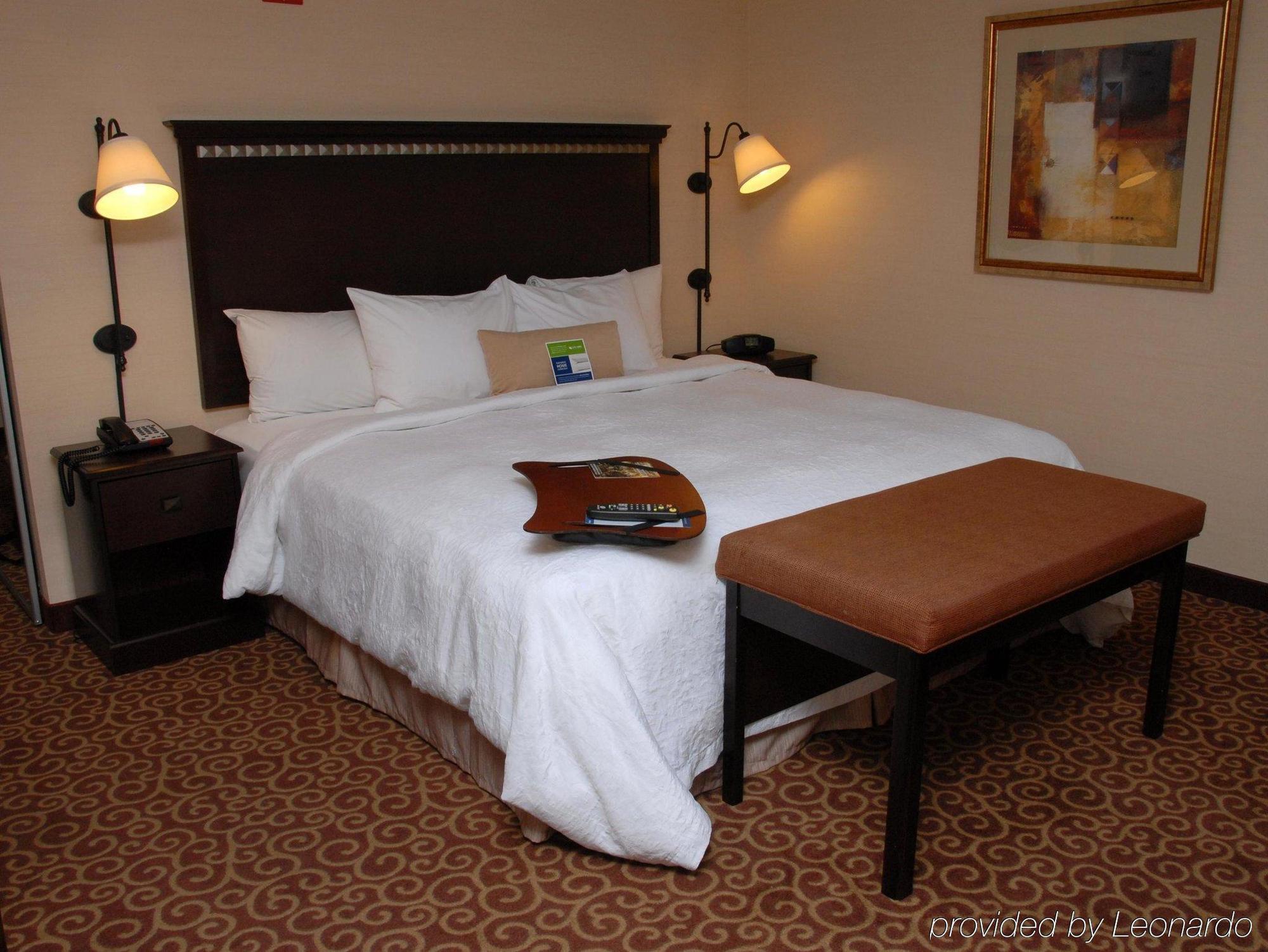 Hampton & Staten Island 3*