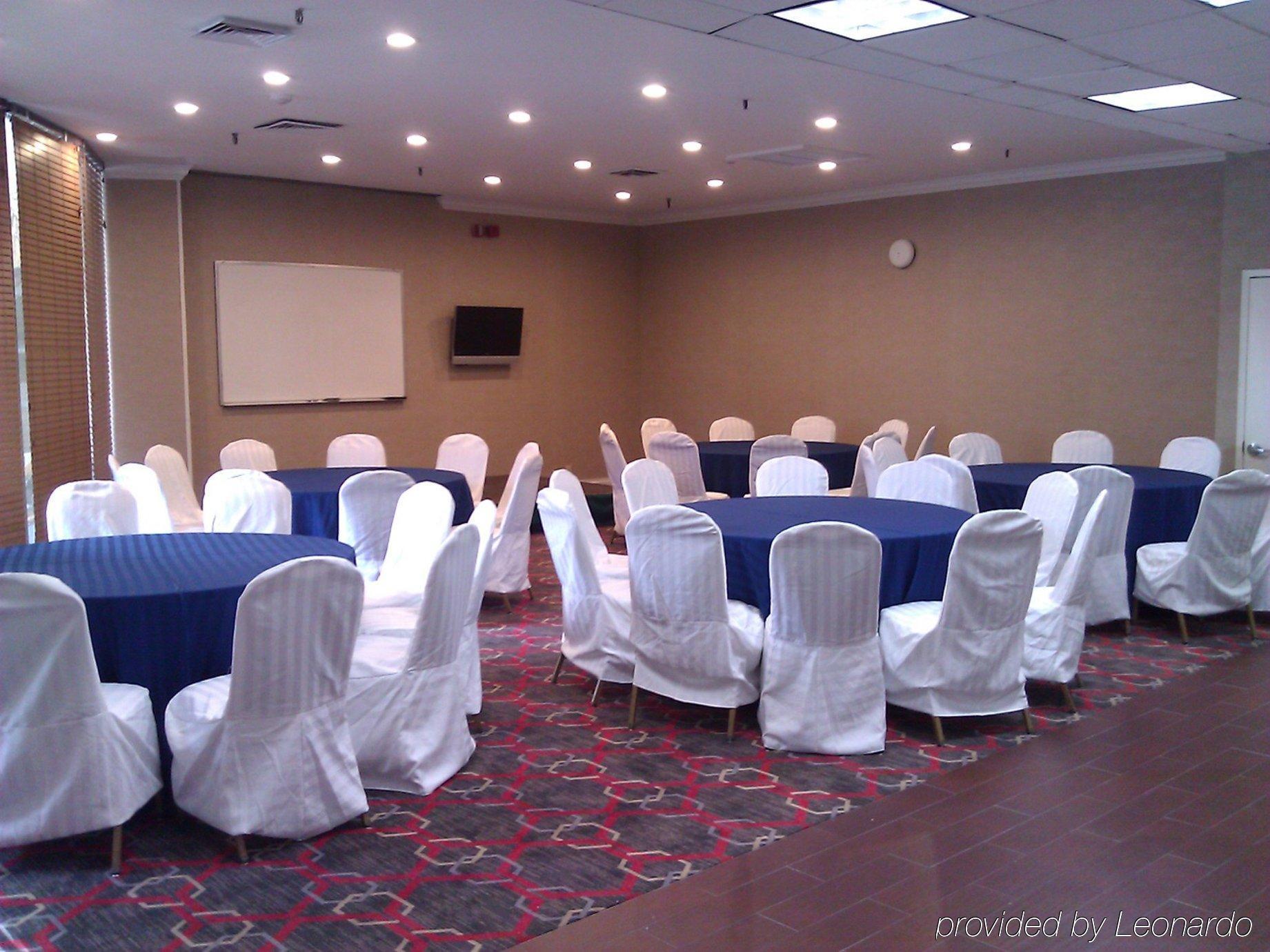 Adria And Conference Center 3* New York