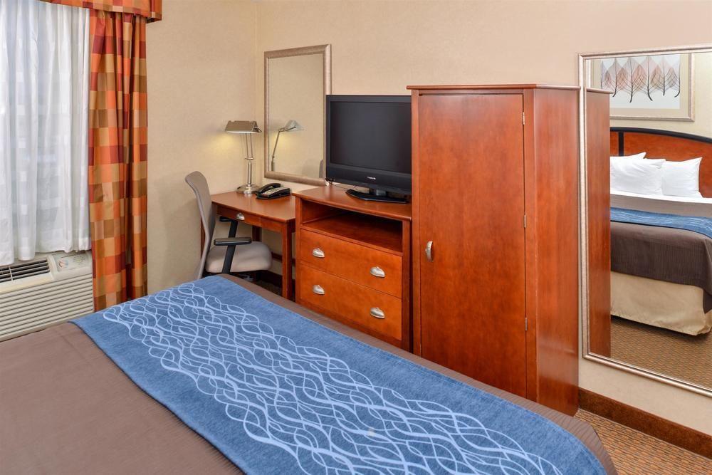 Red Lion And Brooklyn Hotel 3*