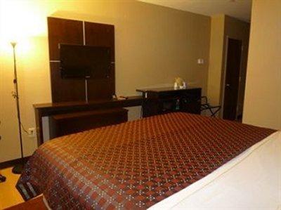 Super Hotel