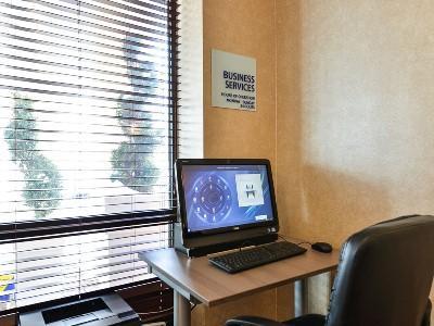 Country & By Radisson, Staten Island 3* New York