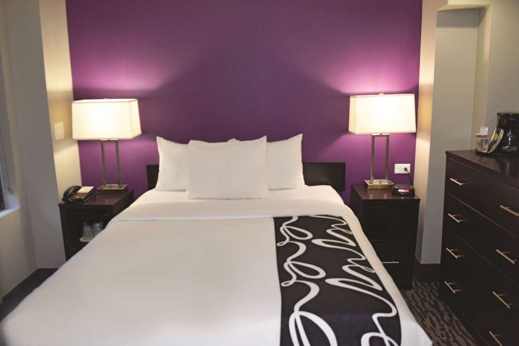 La Quinta By Wyndham Park Hotel