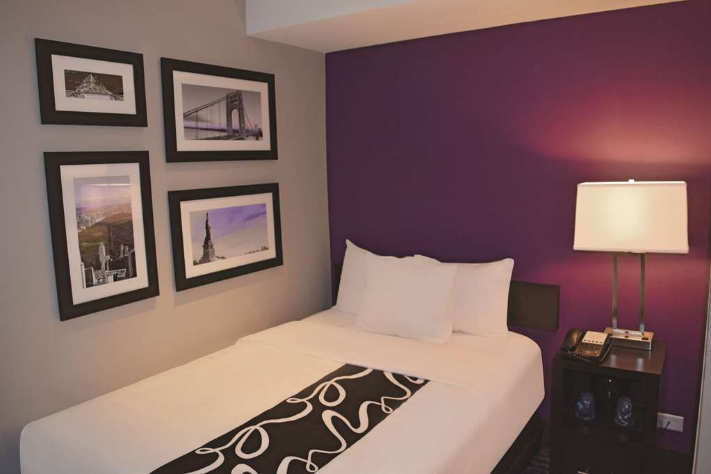 La Quinta By Wyndham Park Hotel