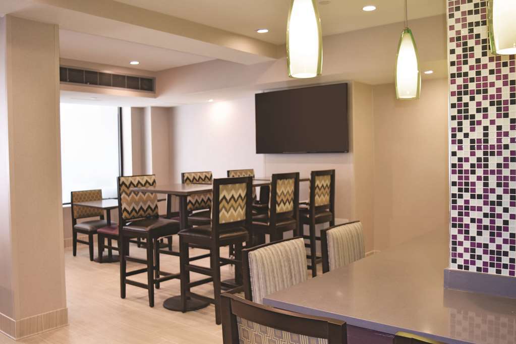 La Quinta By Wyndham Park Hotel 3*