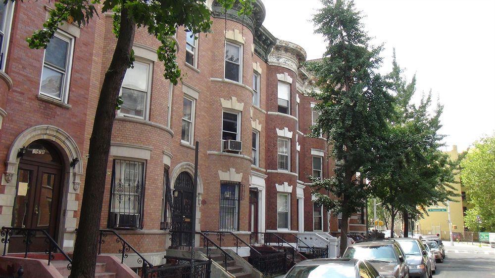 Morris (adults Only) 3*