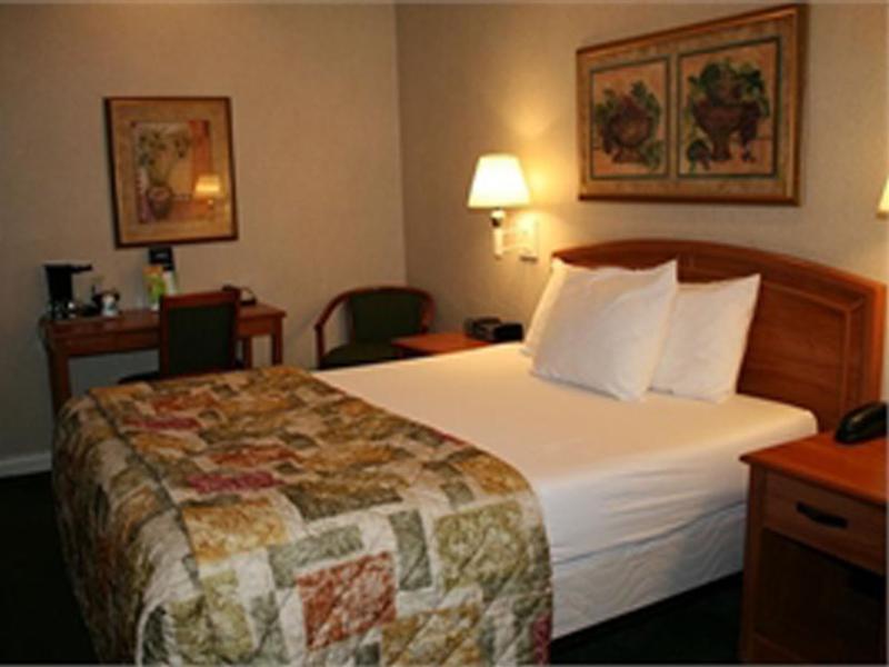 Hotel The At Fifth Avenue 3*