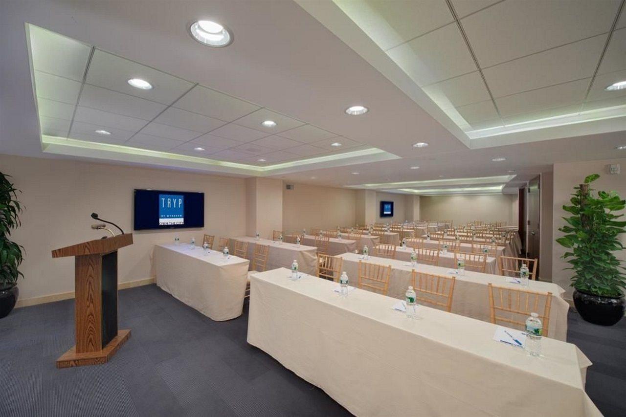Hotel Tryp By Wyndham Times Square - Midtown