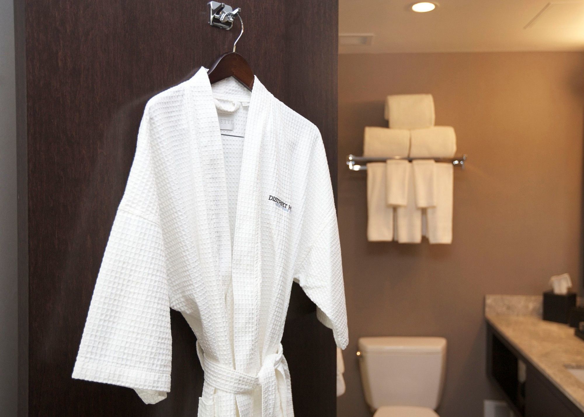 Hotel Distrikt City, Tapestry Collection By Hilton New York