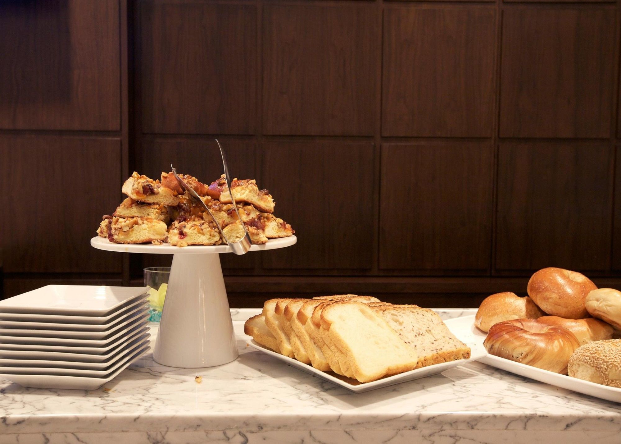 Distrikt City, Tapestry Collection By Hilton