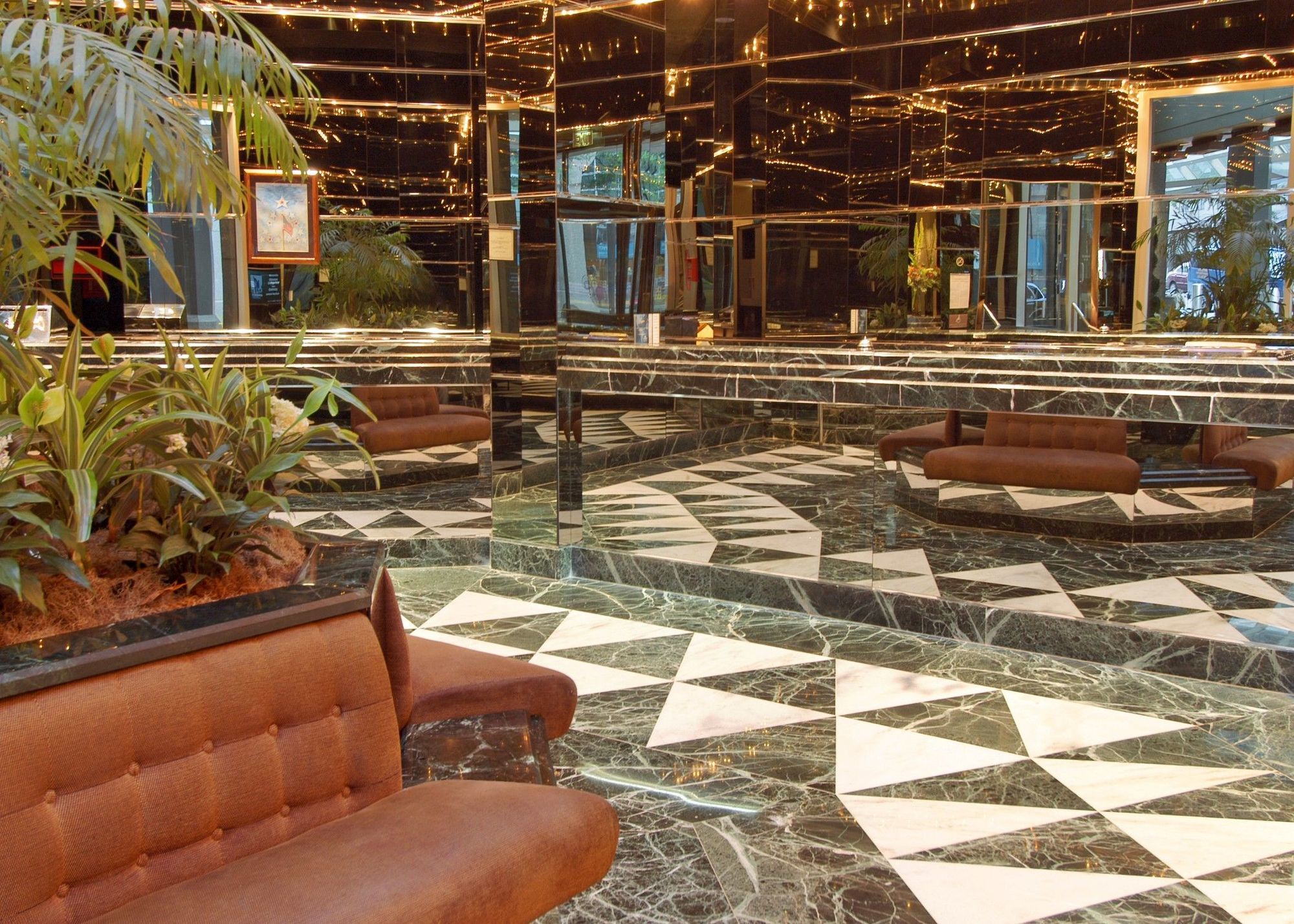 Millennium Hilton One Un Plaza