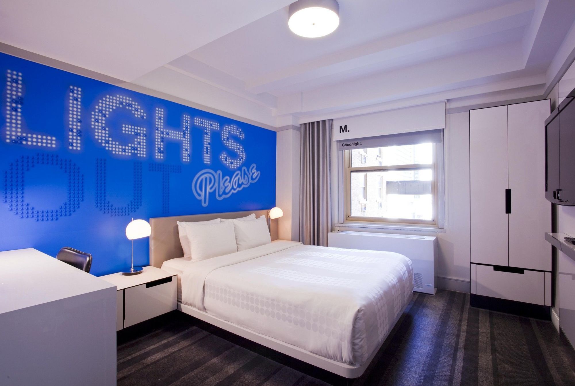 Row Nyc At Times Square New York