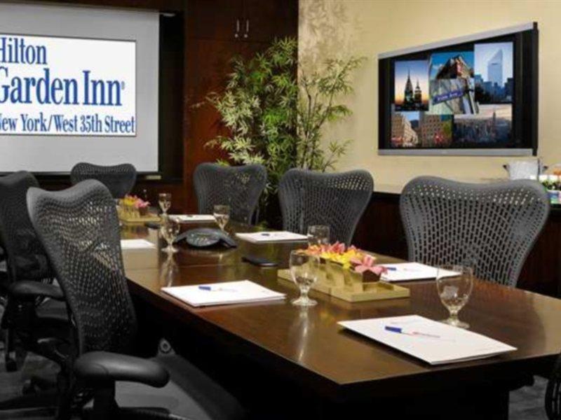 Hotel Hilton Garden West 35th Street 3*