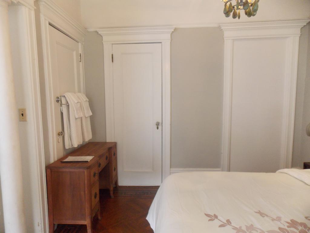 Bed & Breakfast Serenity At