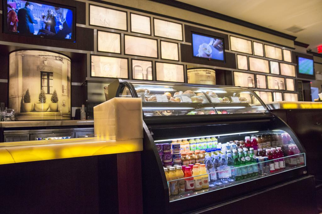 Marriott East Side Hotel