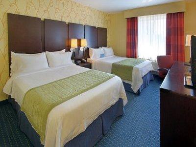 Fairfield & By Marriott Long Island City/manhattan View Hotel 3*