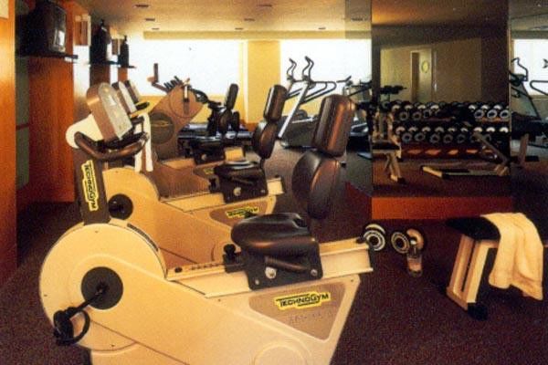 Apartment Envoy Club