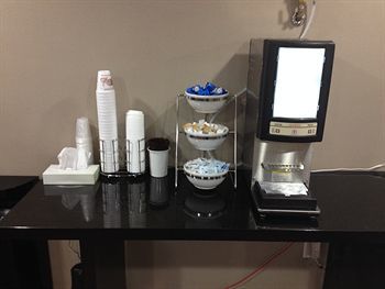 Hotel Days By Wyndham Brooklyn Borough Park New York