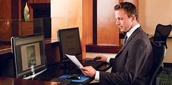 Hotel Fairfield & Manhattan/downtown East 3*