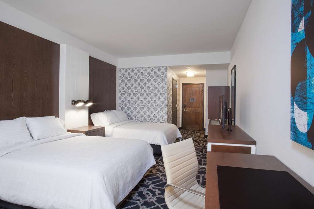 Hilton Brooklyn - Newly Renovated Hotel