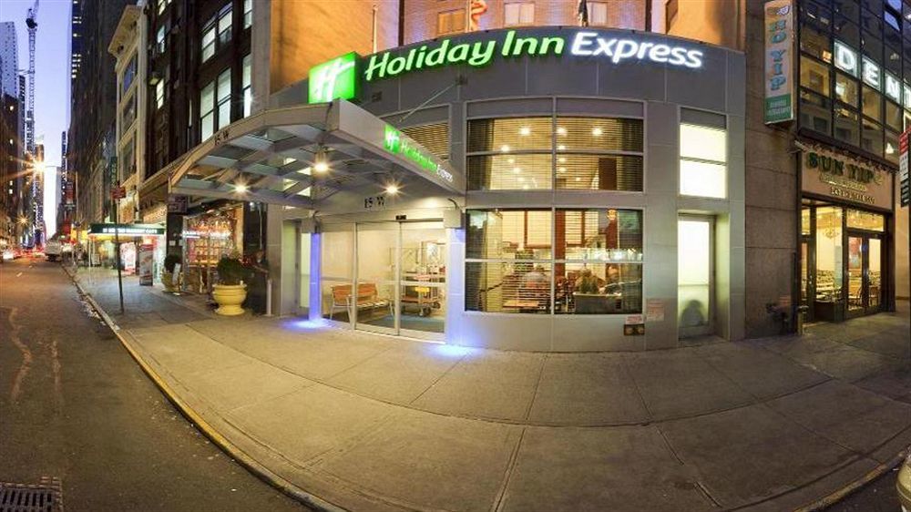 Citadines Connect Fifth Avenue Hotel