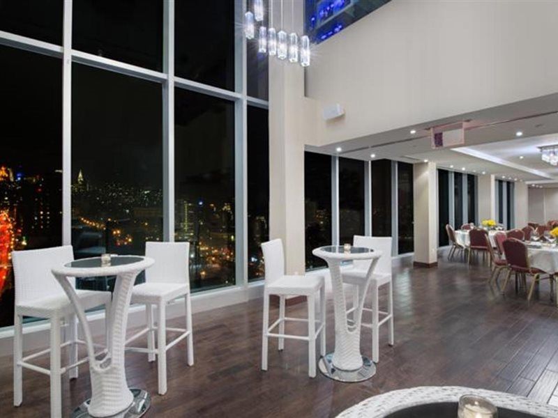 Wyndham Garden Chinatown Hotel