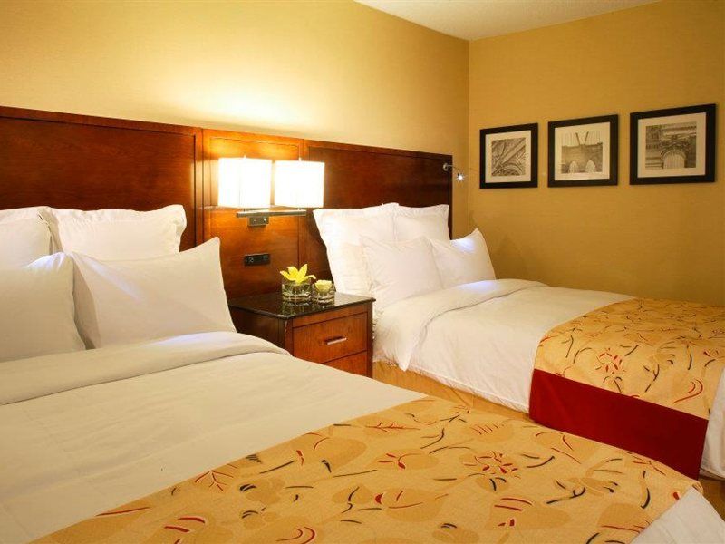 Laguardia Airport Marriott