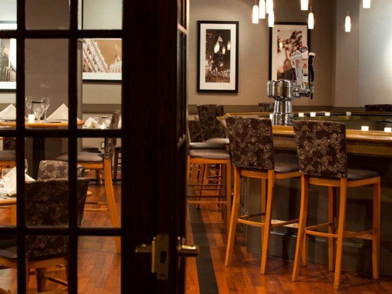 Laguardia Airport Marriott Hotel