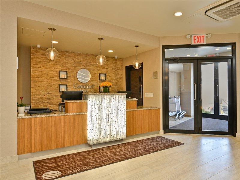 Times Square West Hotel, Bw Signature Collection Hotel 3*