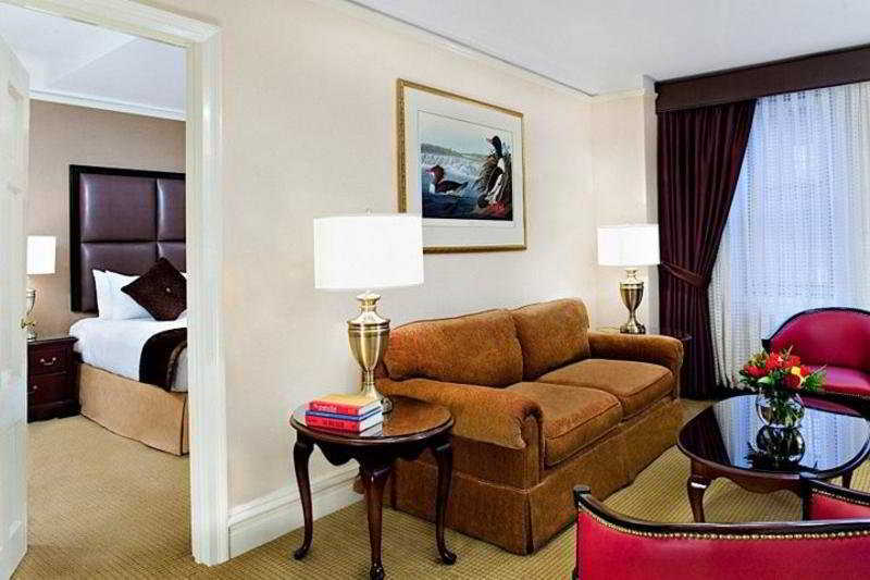 Fitzpatrick Manhattan Hotel