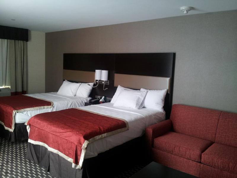 Hotel Howard Johnson By Wyndham Jamaica Ny Near Airtrain Jfk