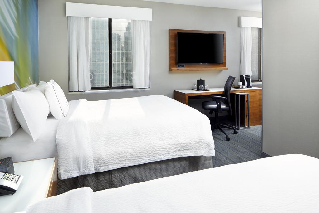 Courtyard By Marriott Downtown Manhattan/world Trade Center Area Hotel 3*