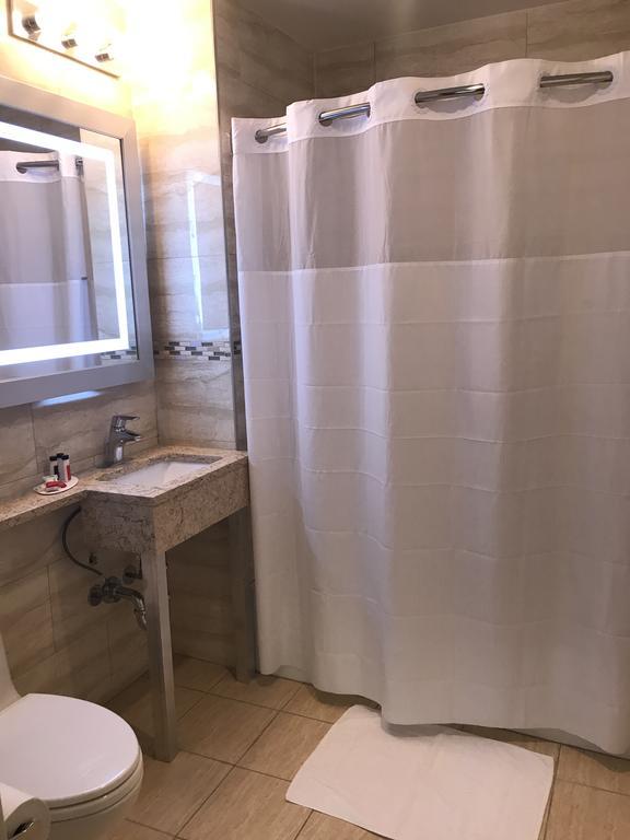 Days By Wyndham Brooklyn Crown Heights 2*