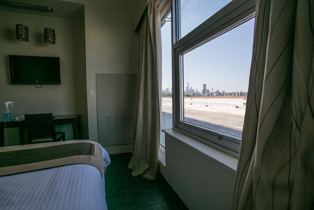 Hotel Pointe Plaza (adults Only)