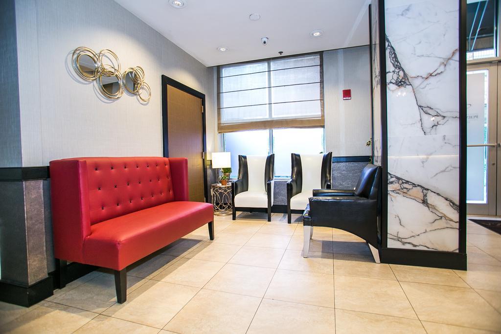 Pointe Plaza (adults Only) Hotel New York