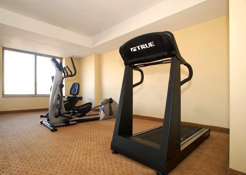 Comfort & Laguardia Airport Hotel