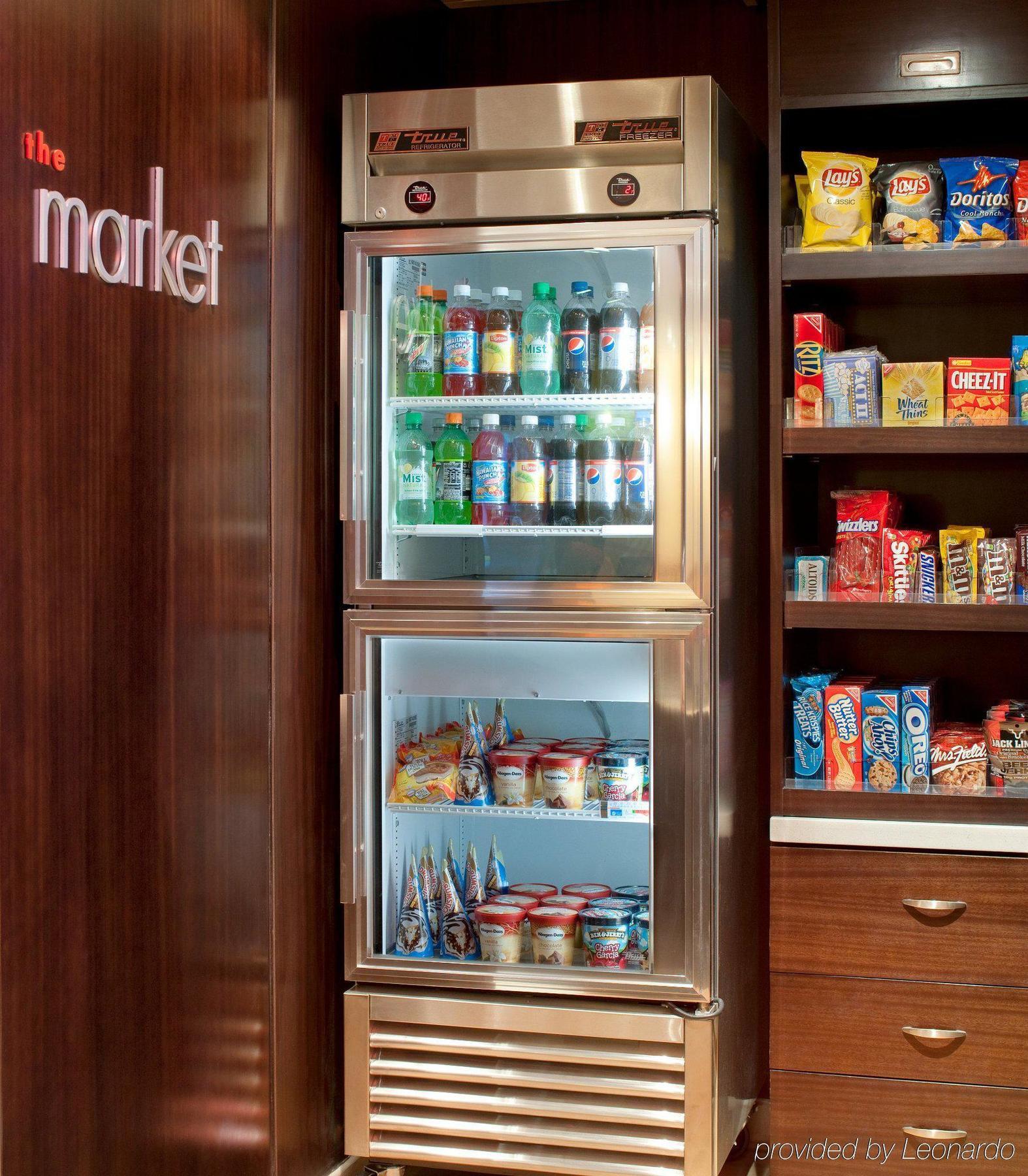 Courtyard By Marriott Manhattan / Soho 4*