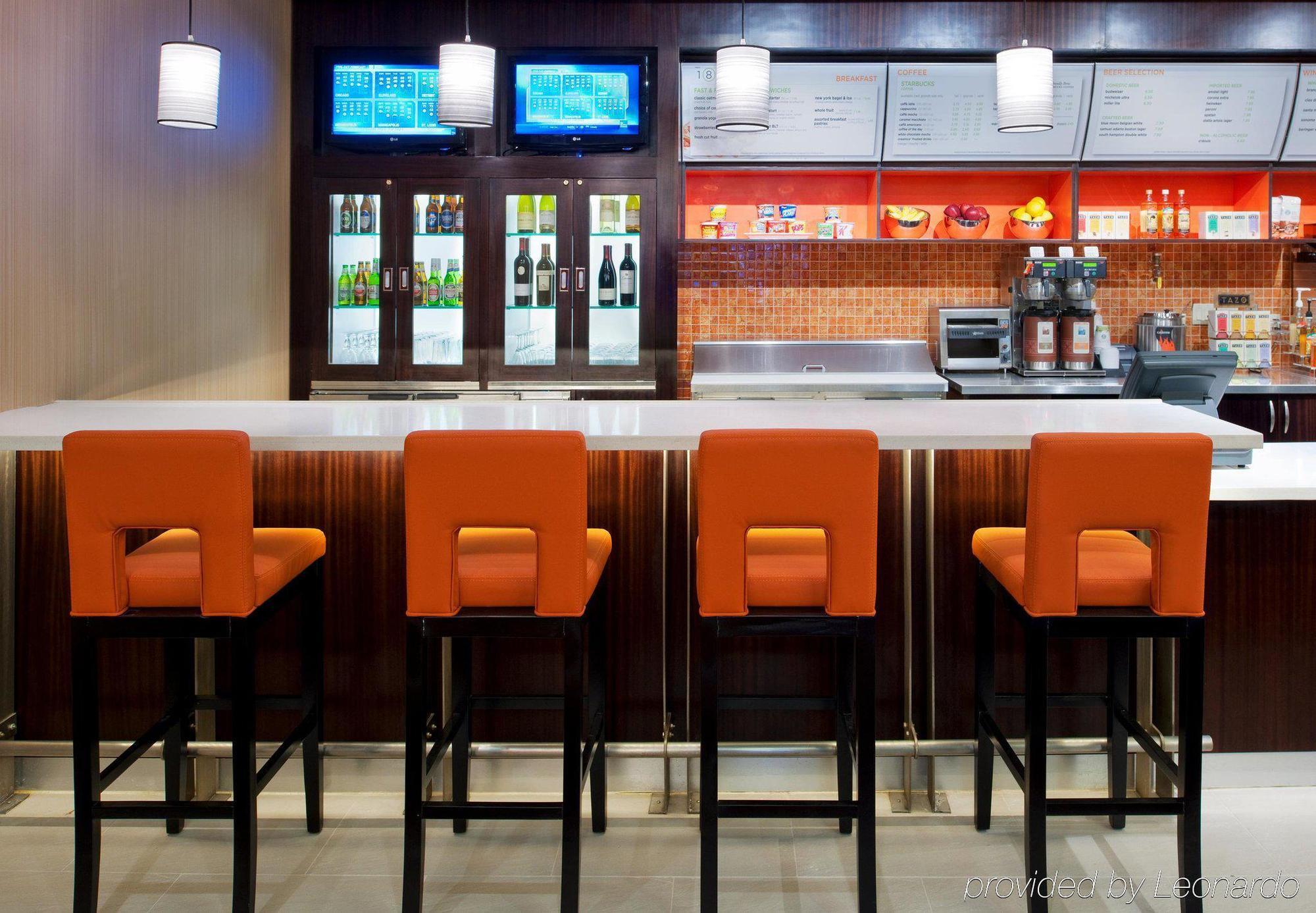 Courtyard By Marriott Manhattan / Soho New York